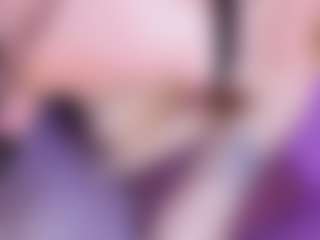 EvaaMooree's Live Sex Cam Show