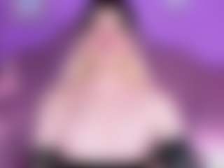 EvaaMooree's Live Sex Cam Show