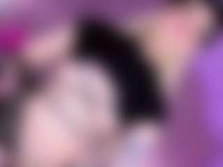 EvaaMooree's Live Sex Cam Show