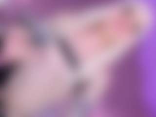 EvaaMooree's Live Sex Cam Show