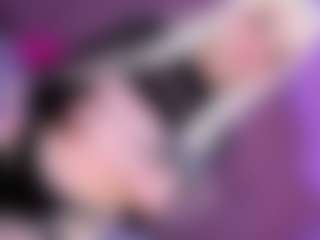 Live cam show with EvaaMooree - Average on Porn Luv