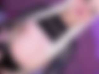 EvaaMooree's Live Sex Cam Show