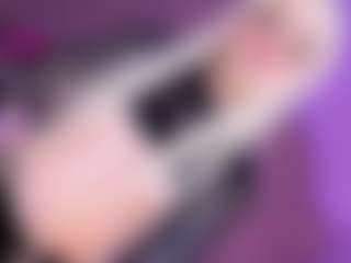 Live cam show with EvaaMooree - Dirty Talk on TeamSkeetLive