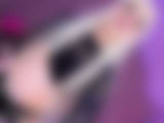 Live cam show with EvaaMooree - Colombia on xfollow cams