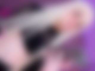 Live cam show with EvaaMooree - Anal Toys on dropp.cam