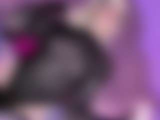 Live cam show with EvaaMooree - Tease on Cam Slut