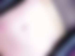 EvaaMooree's Live Sex Cam Show