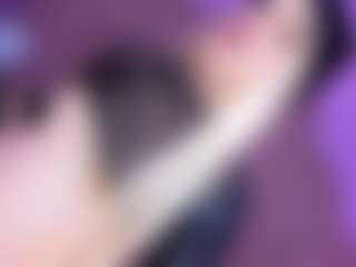 EvaaMooree's Live Sex Cam Show