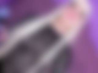 EvaaMooree's Live Sex Cam Show
