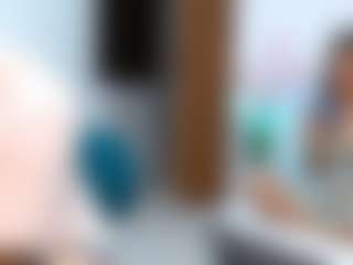 Live cam show with Little-lizzy - Facial on chickslive.net