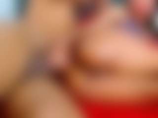 Live cam show with Little-lizzy - Blowjob on Camsoda