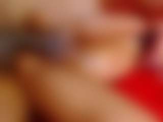 Live cam show with Little-lizzy - Blowjob on Camsoda