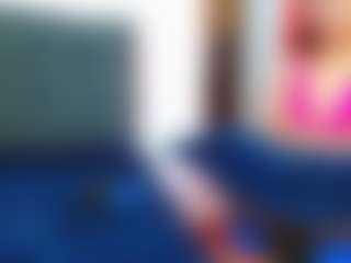 Live cam show with Little-lizzy - Flashing on Cam Slut