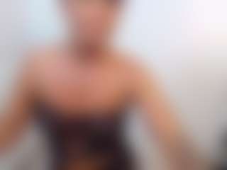lovelybrowniee's Live Sex Cam Show