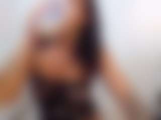 lovelybrowniee's Live Sex Cam Show