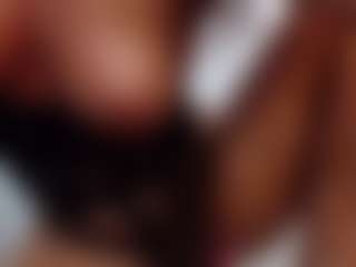 lovelybrowniee's Live Sex Cam Show