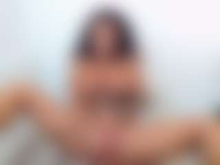 lovelybrowniee's Live Sex Cam Show
