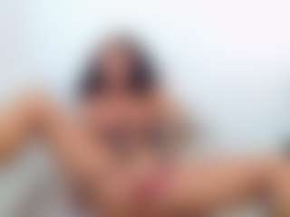 lovelybrowniee's Live Sex Cam Show