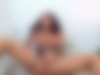 lovelybrowniee's Live Sex Cam Show