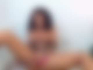 lovelybrowniee's Live Sex Cam Show