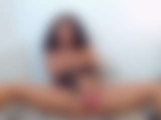 lovelybrowniee's Live Sex Cam Show