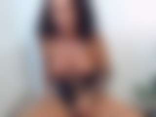 lovelybrowniee's Live Sex Cam Show