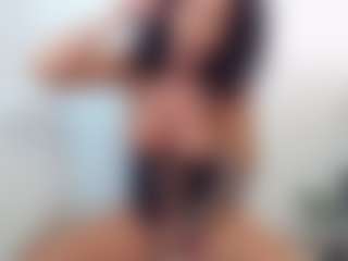 lovelybrowniee's Live Sex Cam Show