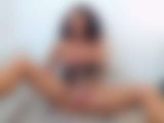 lovelybrowniee's Live Sex Cam Show