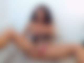 lovelybrowniee's Live Sex Cam Show