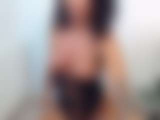 lovelybrowniee's Live Sex Cam Show