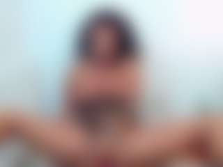lovelybrowniee's Live Sex Cam Show