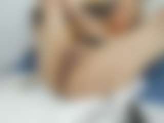thegisellexx MILF webcam performer live streaming