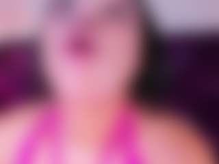 Live cam show with CailynBrowm - Facial Piercings on ObeyMaria