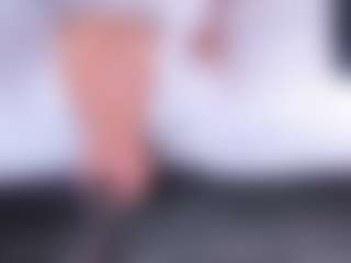 Live cam show with CailynBrowm - Nipple Piercings on Dare Cams