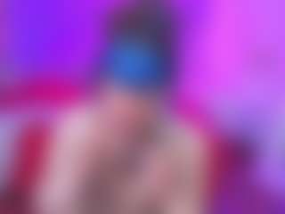 Live cam show with Charlotte - Athletic on Camversity