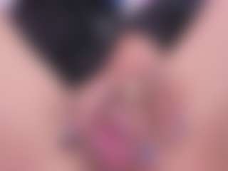 Live cam show with Charlotte - Camel Toe on madthumbs