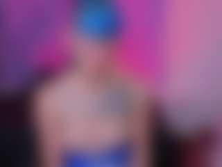 Show en direct avec Charlotte - Camel Toe sur Camsoda