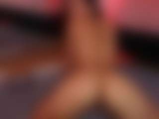 Latina Fit Julieta's Live Sex Cam Show
