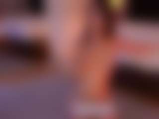 Live cam show with Latina Fit Julieta - College Brown Hair on Strip Flash - Live Sex Shows