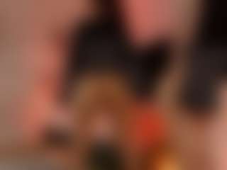Live cam show with Latina Fit Julieta - Ride Torso on Camming Site