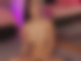 Latina Fit Julieta's Live Sex Cam Show