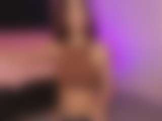 Latina Fit Julieta's Live Sex Cam Show