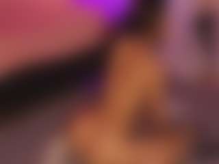 Live cam show with Latina Fit Julieta - Bikini on sexylive.show