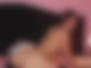 Live cam show with Latina Fit Julieta - Flexible on Dolls Live