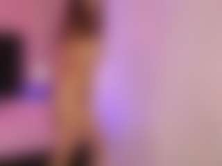 Latina Fit Julietaのライブセックスチャットショー