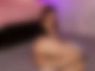 Latina Fit Julieta's Live Sex Cam Show