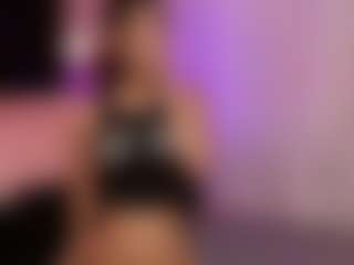 Latina Fit Julieta's Live Sex Cam Show