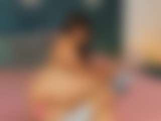 Latina Fit Julieta's Live Sex Cam Show