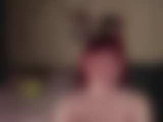 Live cam show with Lola - Spank Red Hair on realtime-chat