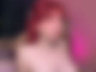 Live cam show with Lola - Blue Eyes on madthumbs